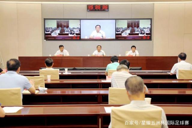 中国男篮73-92不敌日本，郭士强选人用人问题明显，杨瀚森难当大用，评分出炉：郭士强高诗岩2.5分！